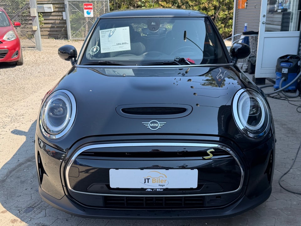 MINI Cooper SE Maximise 3d