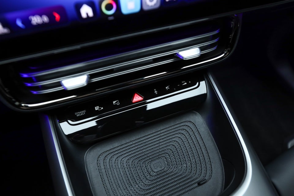 Mercedes CLA250+ EQ Progressive Premium Plus 4d