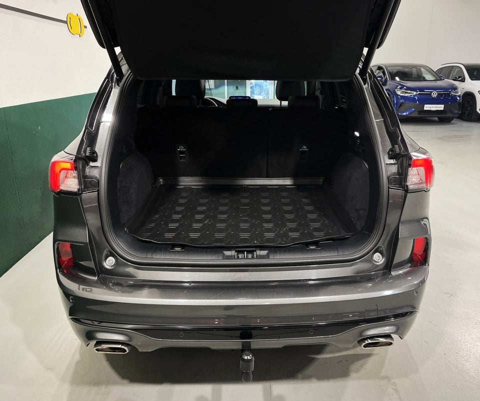 Ford Kuga 2,5 PHEV ST-Line X CVT 5d