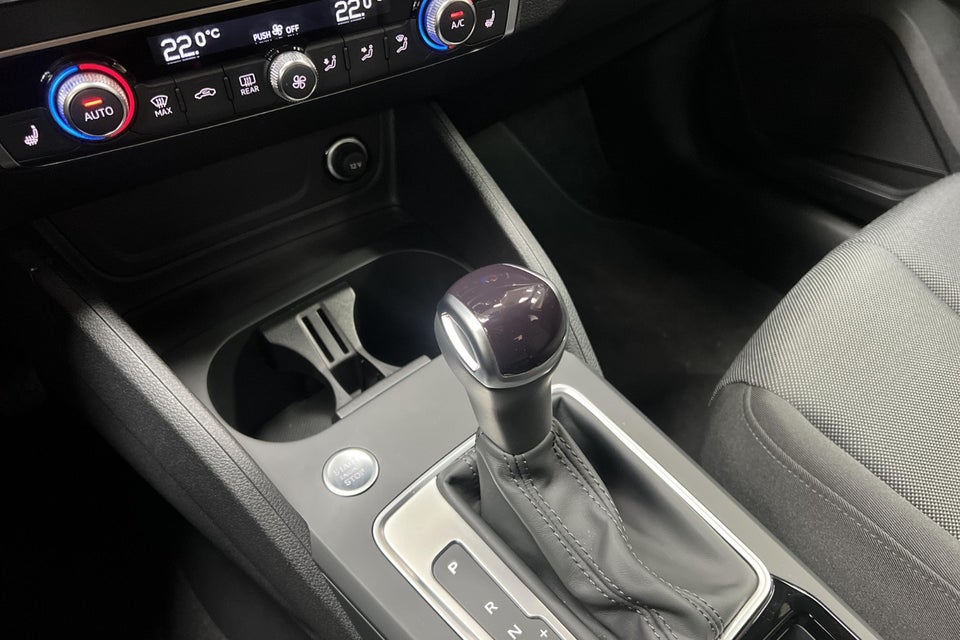 Audi Q2 35 TFSi Prestige S-tr. 5d