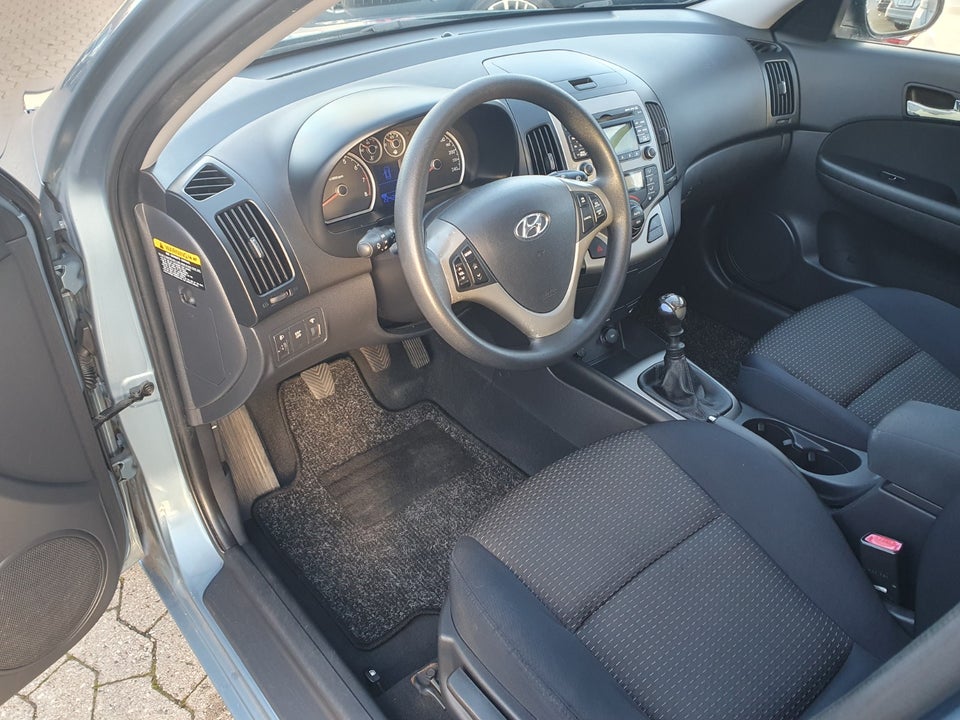 Hyundai i30 1,4 CVVT 109 Comfort 5d