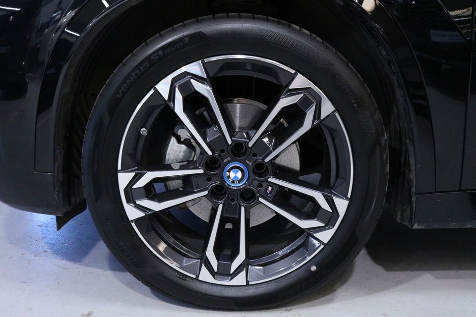 BMW iX1 eDrive20 M-Sport 5d