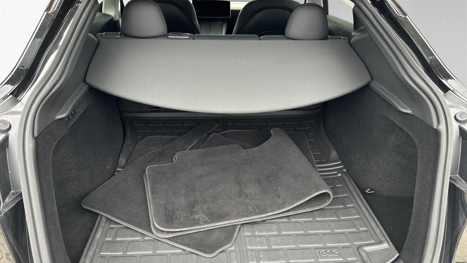 Tesla Model Y Performance AWD 5d