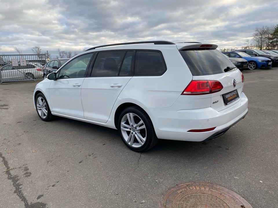 VW Golf VII 1,6 TDi 105 Comfortline BMT 5d