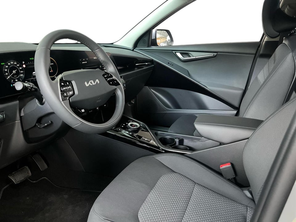 Kia Niro 64 EV Access 5d