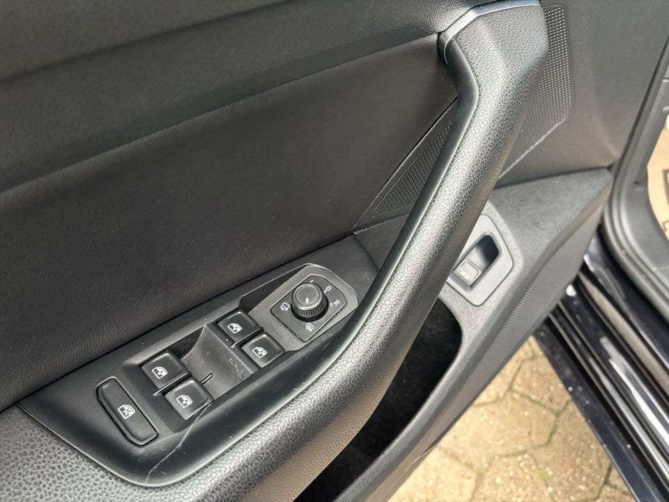 VW Arteon 1,5 TSi 150 Elegance DSG 4d