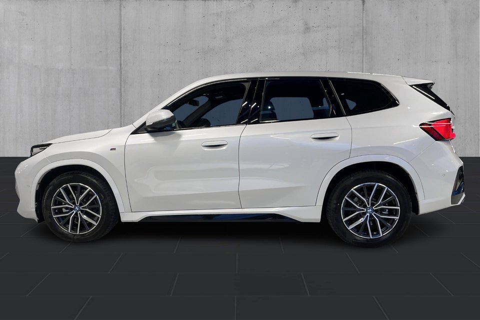 BMW iX1 eDrive20 M-Sport 5d