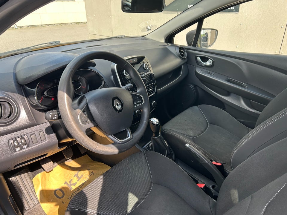 Renault Clio IV 1,2 16V Life Sport Tourer 5d