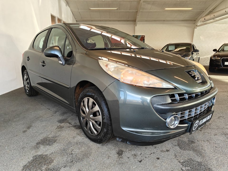 Peugeot 207 1,6 VTi Premium 5d