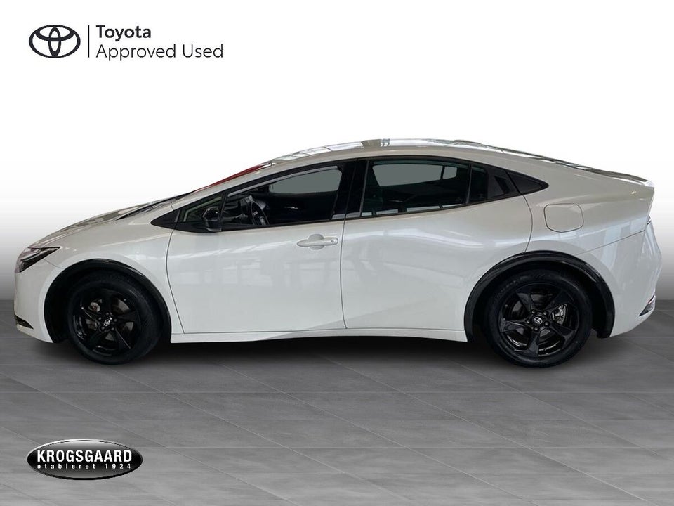 Toyota Prius 2,0 Plug-in Hybrid Elegant 5d