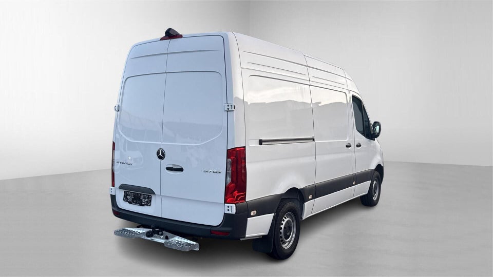 Mercedes Sprinter 317 2,0 CDi A2 Kassevogn PRO aut. RWD