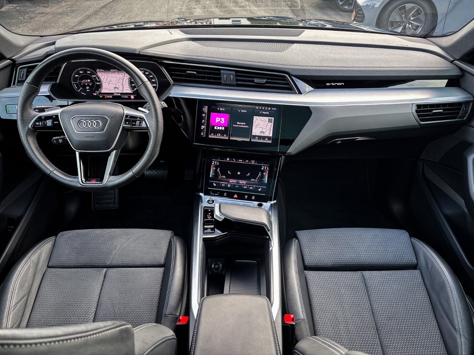 Audi e-tron 55 S-line quattro 5d