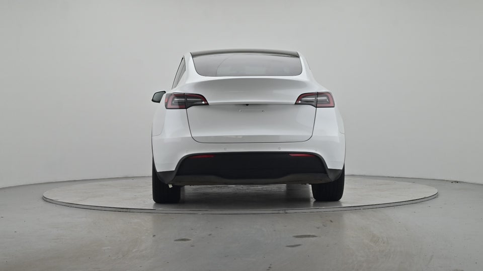 Tesla Model Y Long Range AWD 5d