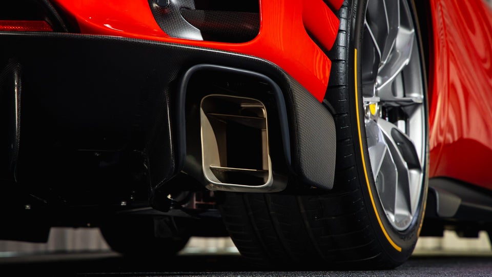 Ferrari 812 Competizione 6,5 DCT 2d