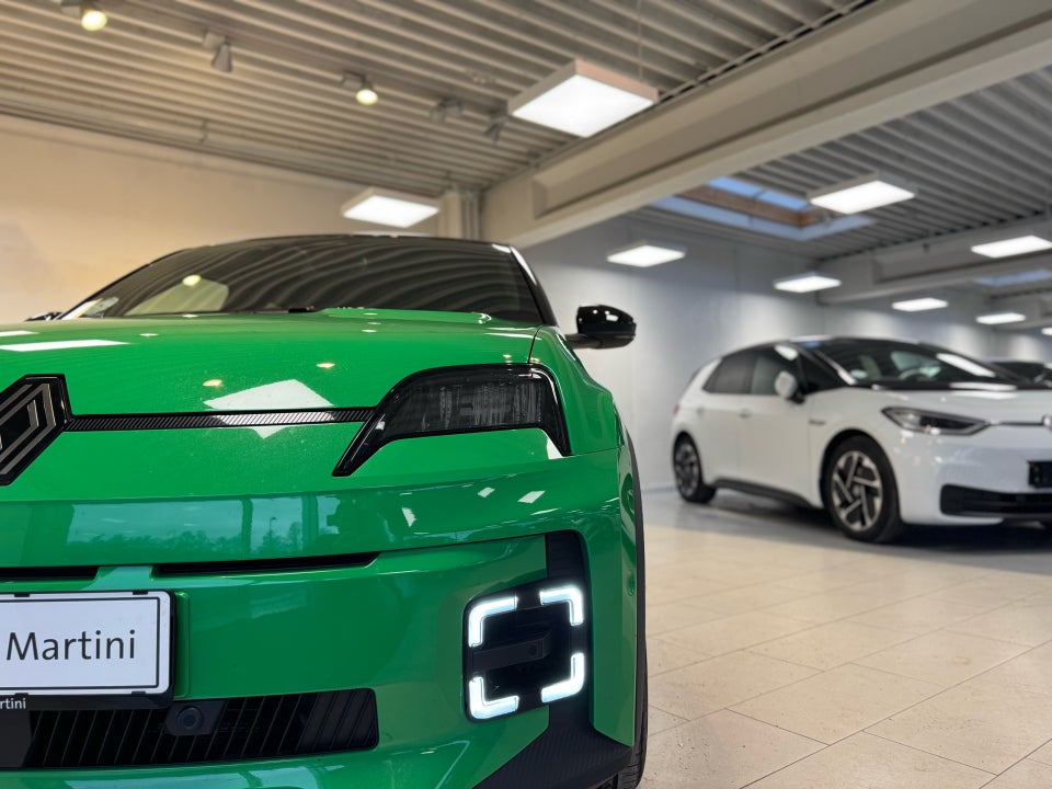 Renault 5 E-Tech 52 Techno 5d