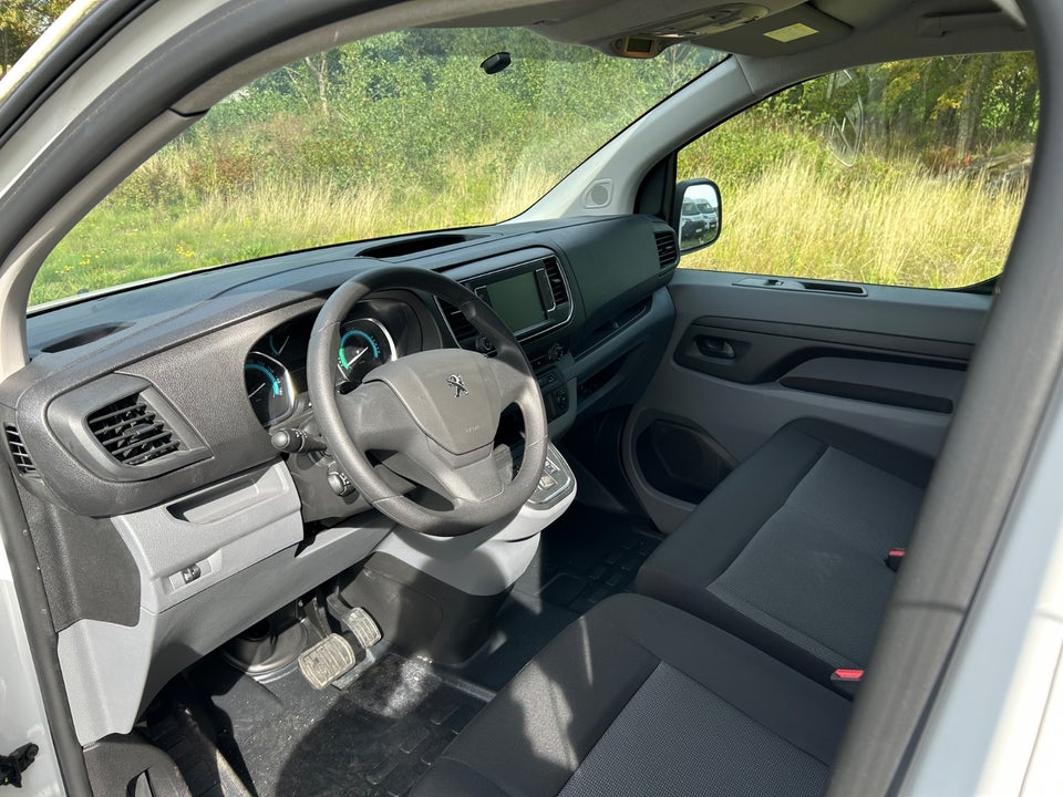 Peugeot e-Expert 75 L2 Plus Van