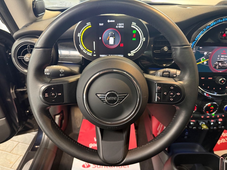 MINI Cooper SE Edition Premium Plus 3d