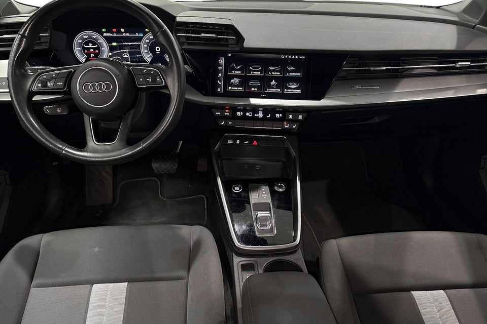 Audi A3 40 TFSi e Sportback S-tr. 5d