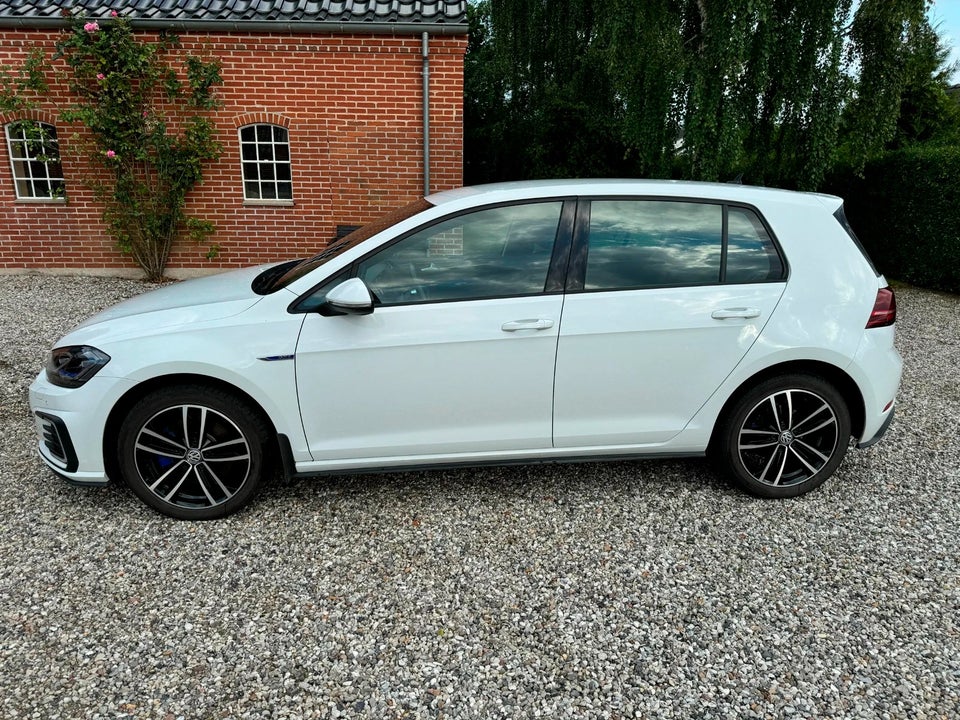 VW Golf VII 1,4 GTE DSG 5d