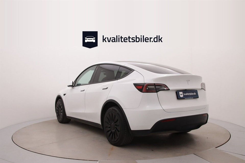 Tesla Model Y Long Range AWD 5d