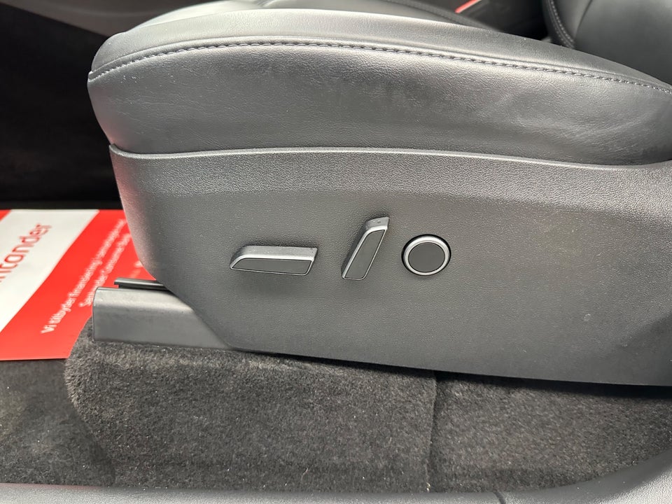 Tesla Model Y Long Range AWD 5d