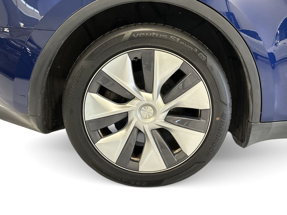 Tesla Model Y RWD 5d