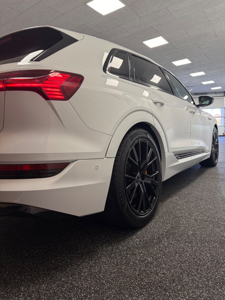 Audi e-tron 55 Black Edition S-line quattro 5d