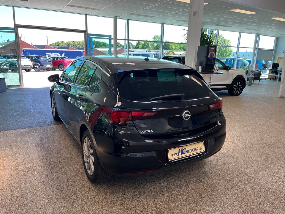Opel Astra 1,5 D 122 Elegance 5d