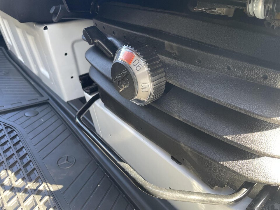 Mercedes Sprinter 215 2,0 CDi A2 Kassevogn aut. FWD