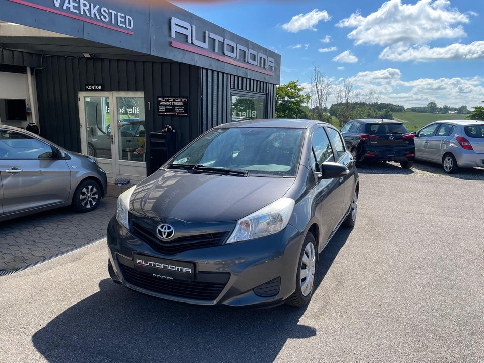 Toyota Yaris 1,0 VVT-i T1 5d