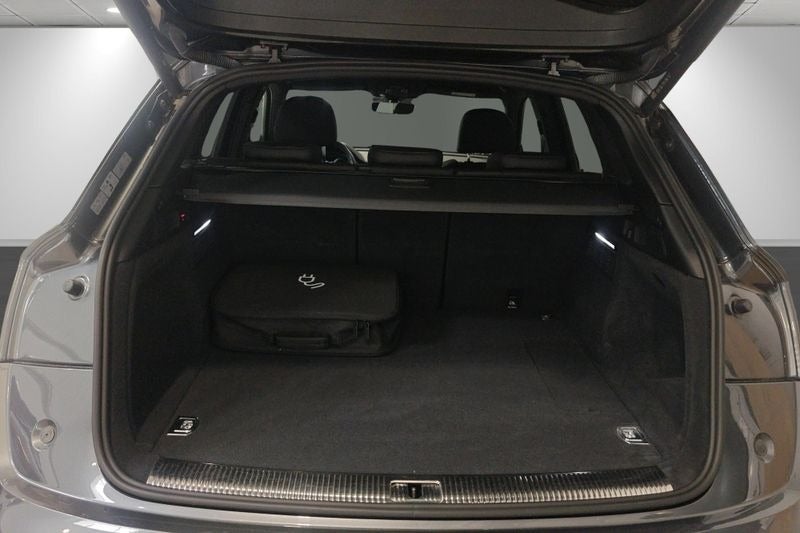 Audi Q5 50 TFSi e S-line quattro S-tr. 5d