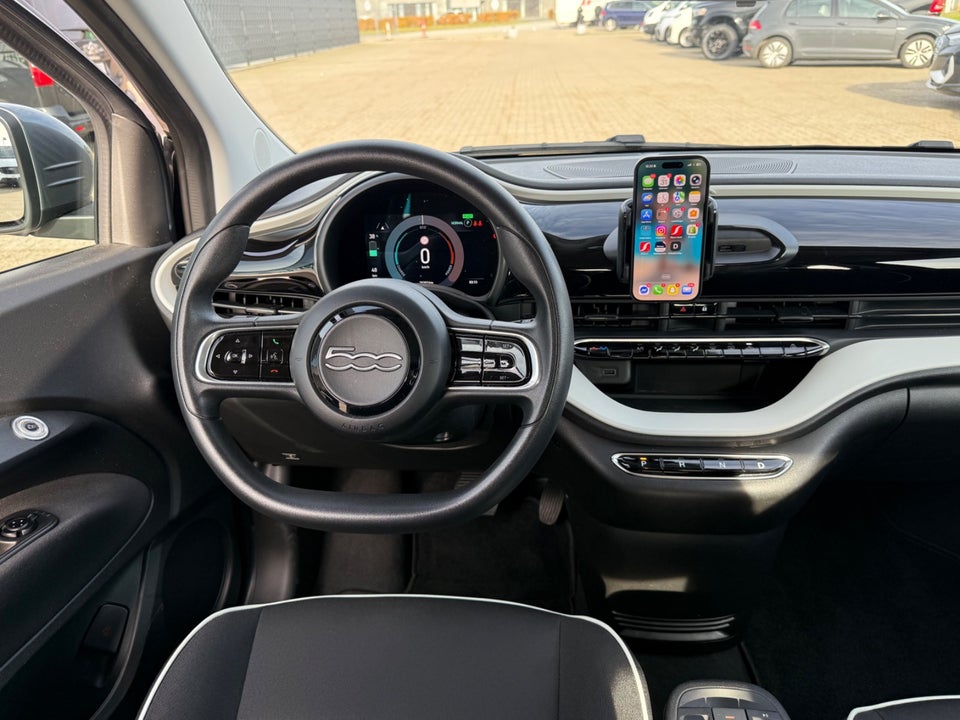 Fiat 500e 24 Action 3d