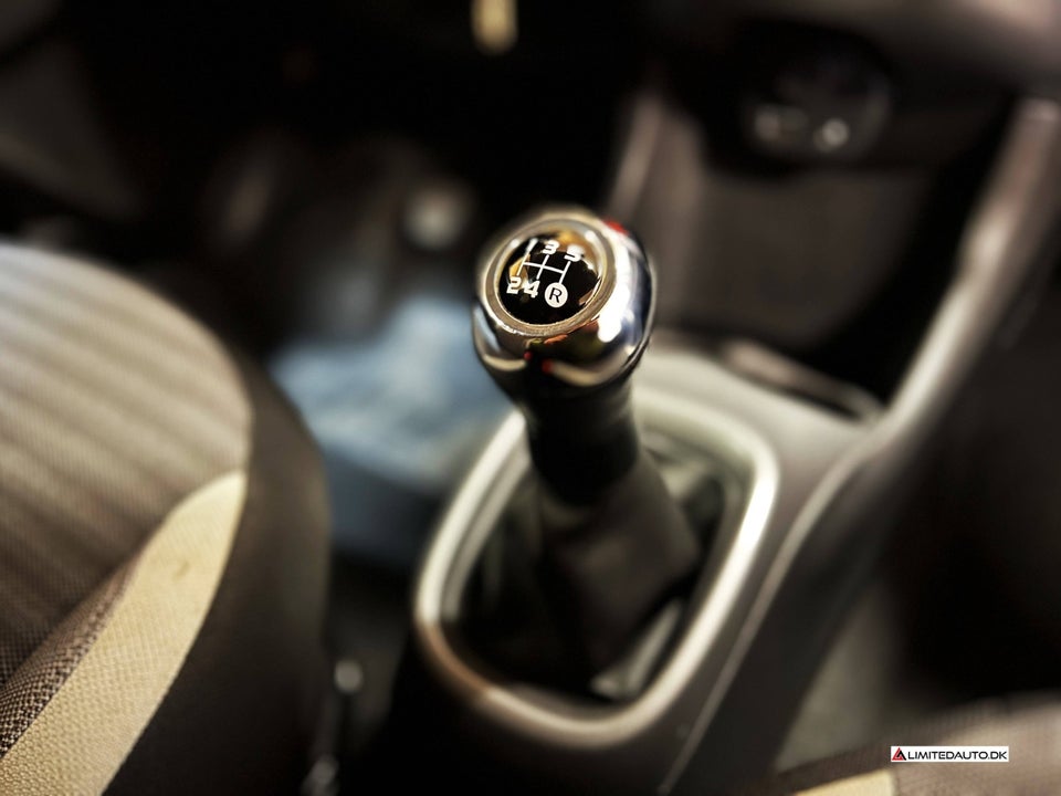 Toyota Aygo 1,0 VVT-i x-pression 5d