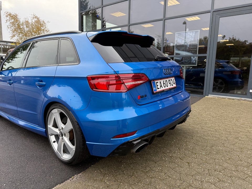 Audi RS3 2,5 TFSi Sportback quattro S-tr. 5d