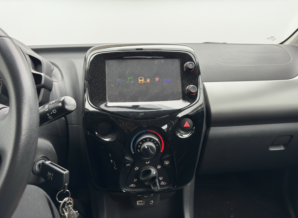 Peugeot 108 1,0 e-VTi 69 Allure 5d