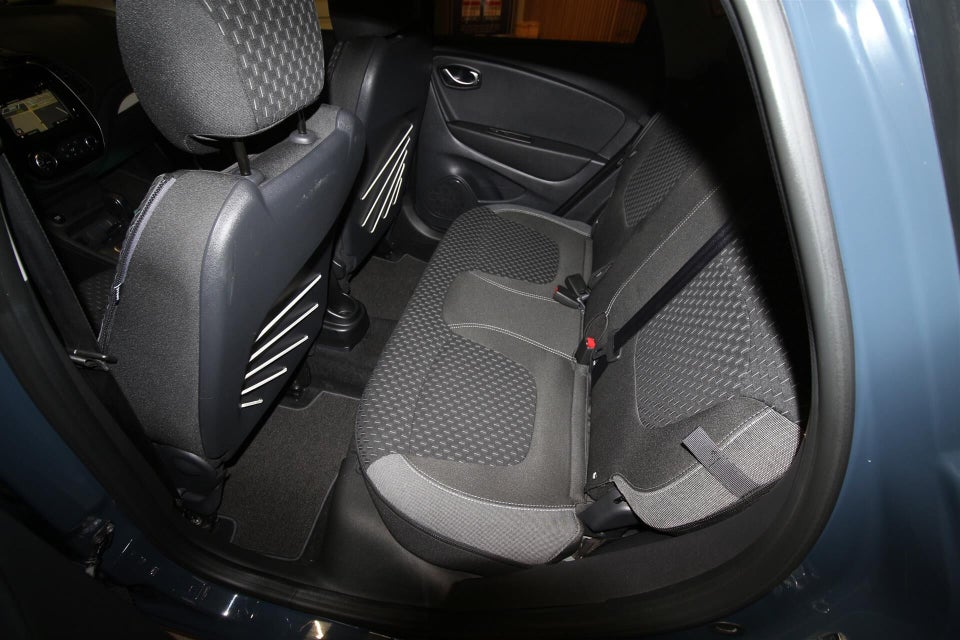 Renault Captur 1,5 dCi 90 Intens EDC 5d