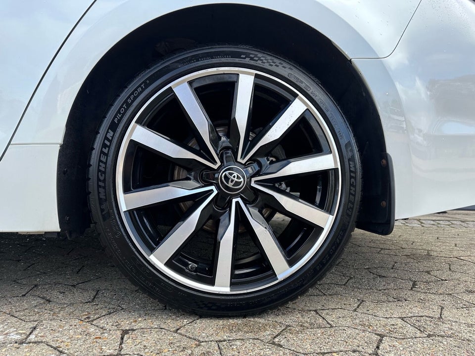 Toyota Corolla 2,0 Hybrid H3 Smart Touring Sports MDS 5d
