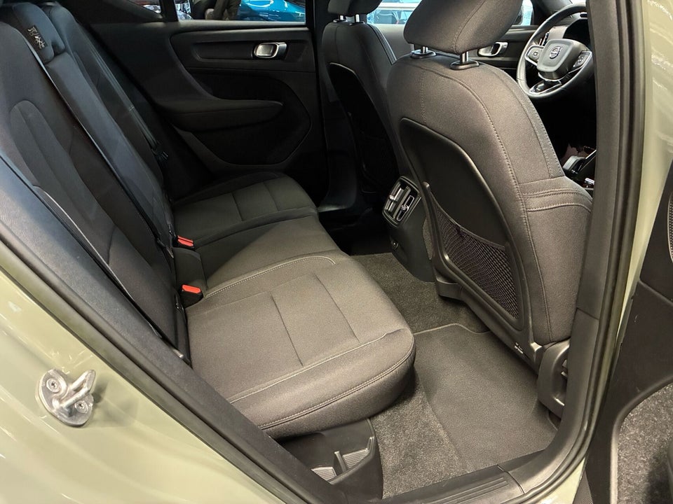 Volvo XC40 P6 ReCharge Core 5d