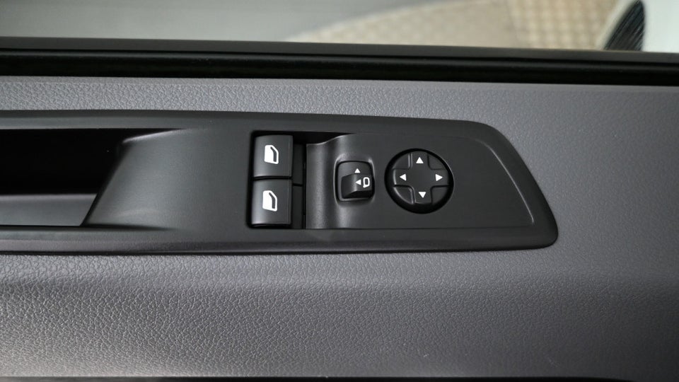 Peugeot e-Expert 50 L2 Premium Van