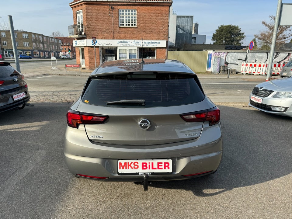 Opel Astra 1,4 T 150 Enjoy 5d