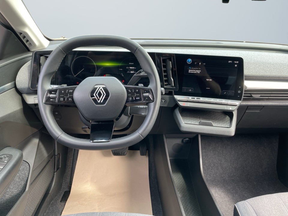 Renault Megane E-Tech 40 Equilibre 5d