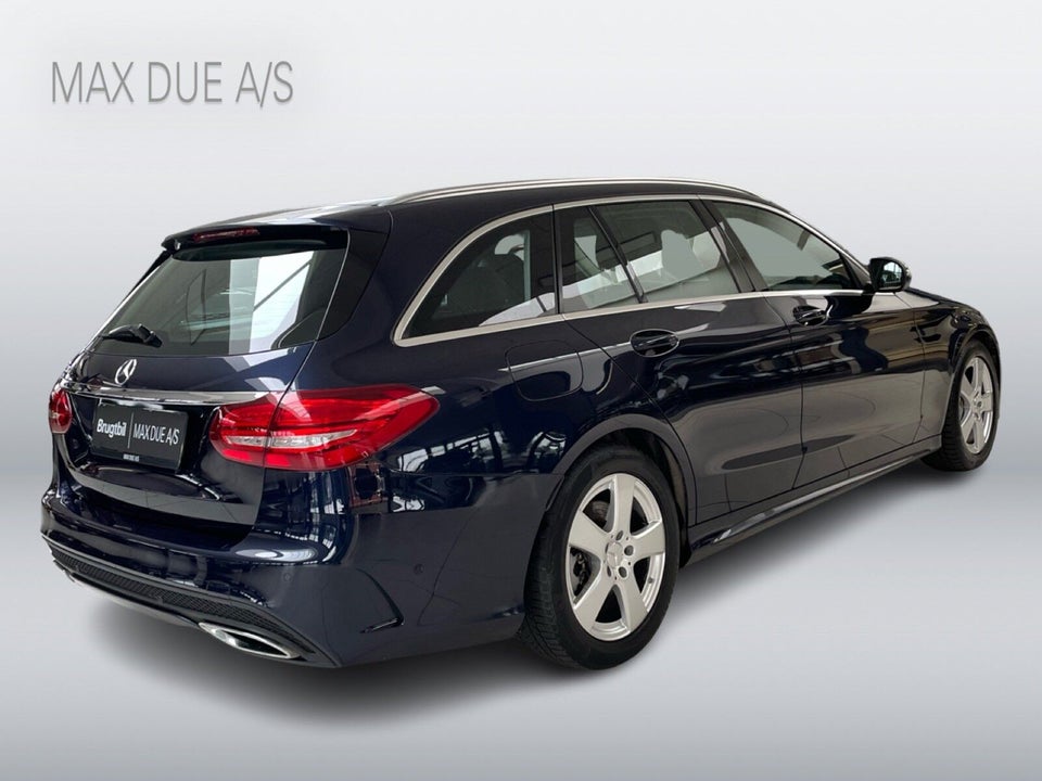 Mercedes C220 d 2,2 Progressive stc. aut. 5d