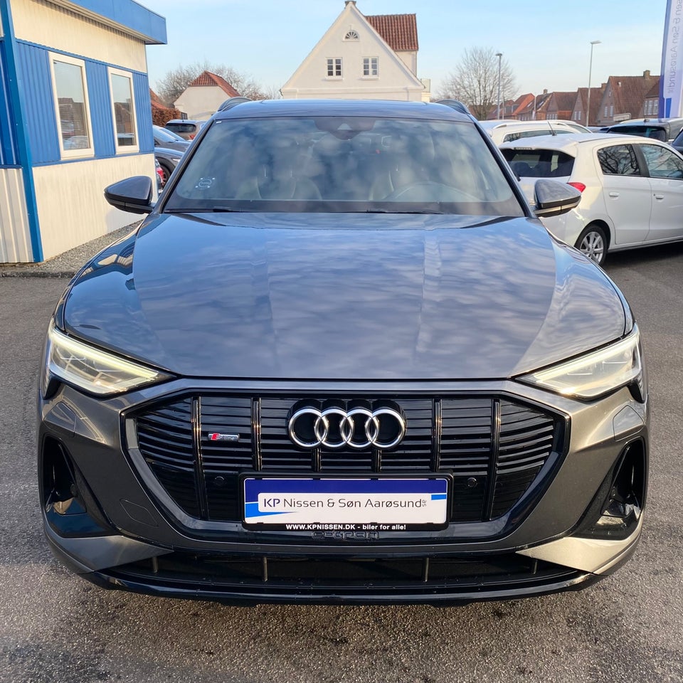 Audi e-tron 50 S-line quattro 5d