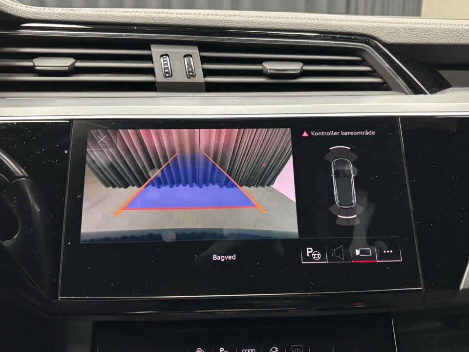 Audi e-tron 55 Advanced quattro 5d