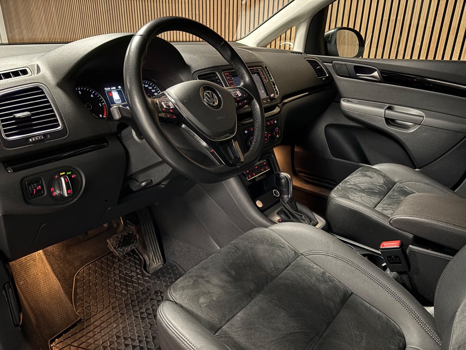 VW Sharan 2,0 TDi 184 Highlline DSG 7prs 5d