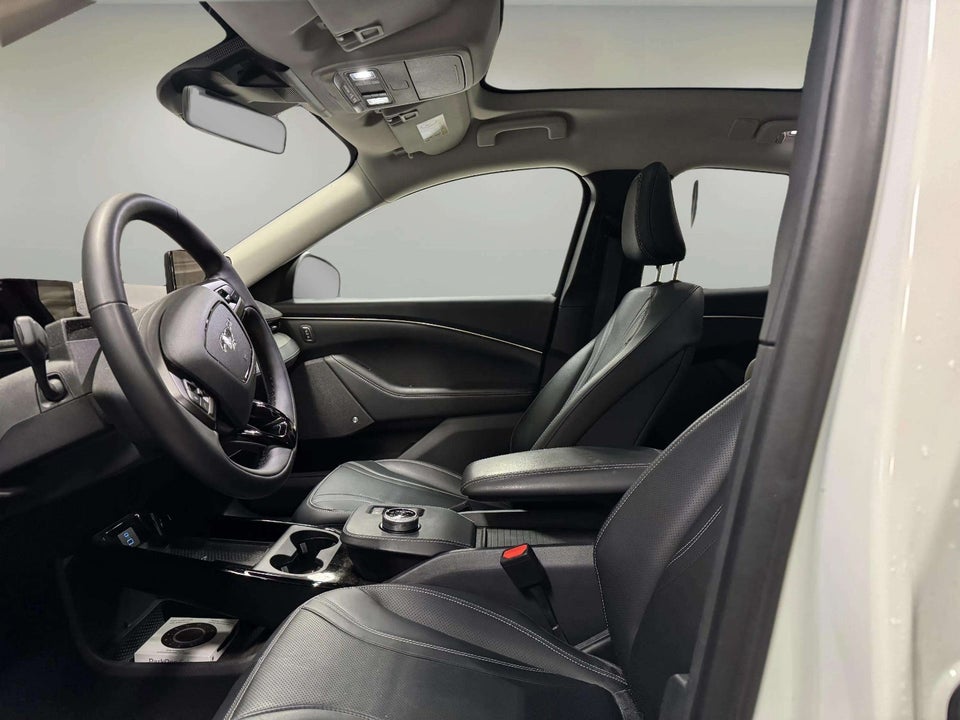 Ford Mustang Mach-E 88 Premium Extended Range 5d