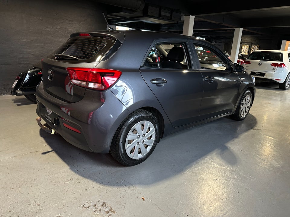 Kia Rio 1,2 CVVT Base 5d