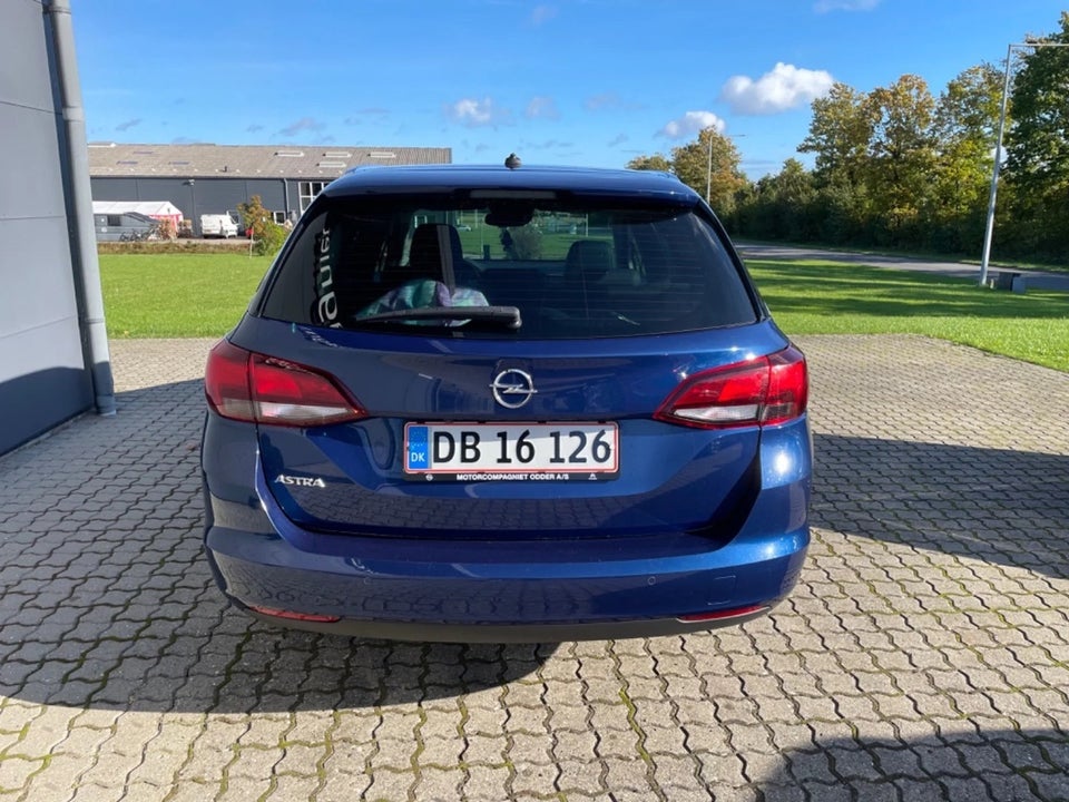 Opel Astra 1,2 T 110 Elegance Sports Tourer 5d