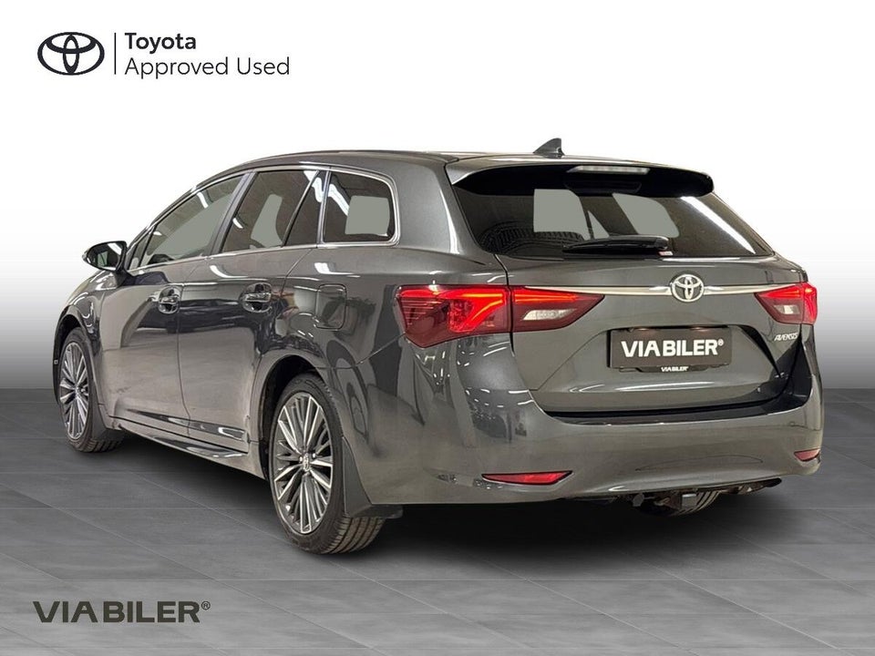 Toyota Avensis 1,8 VVT-i T2 Premium Touring Sports MDS 5d