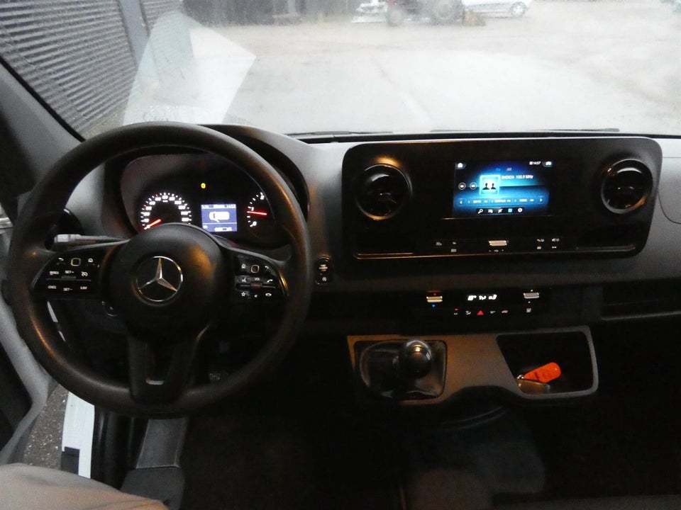 Mercedes Sprinter 316 2,2 CDi A2 Kassevogn RWD